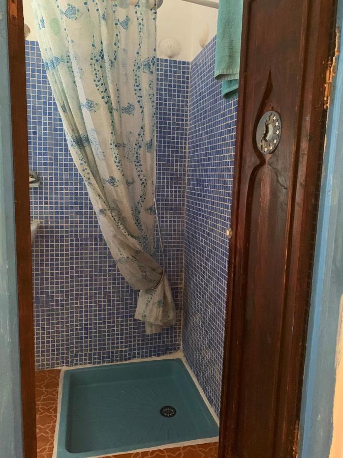 Hathor ,Casa Marroqui Con Dos Terrazas En La Medina Antigua , Ideal Parejas!! Wifi!! Асіла Екстер'єр фото
