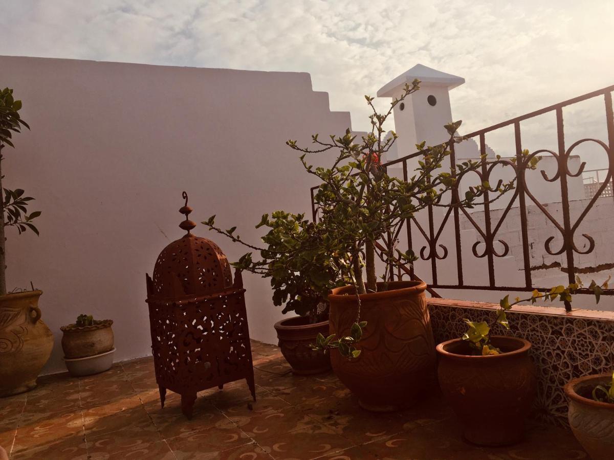 Hathor ,Casa Marroqui Con Dos Terrazas En La Medina Antigua , Ideal Parejas!! Wifi!! Асіла Екстер'єр фото