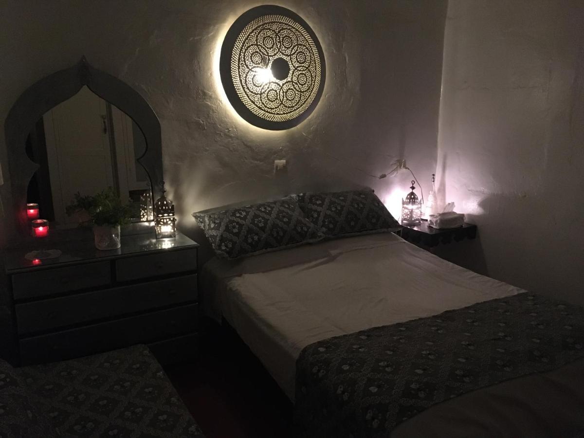 Hathor ,Casa Marroqui Con Dos Terrazas En La Medina Antigua , Ideal Parejas!! Wifi!! Асіла Екстер'єр фото