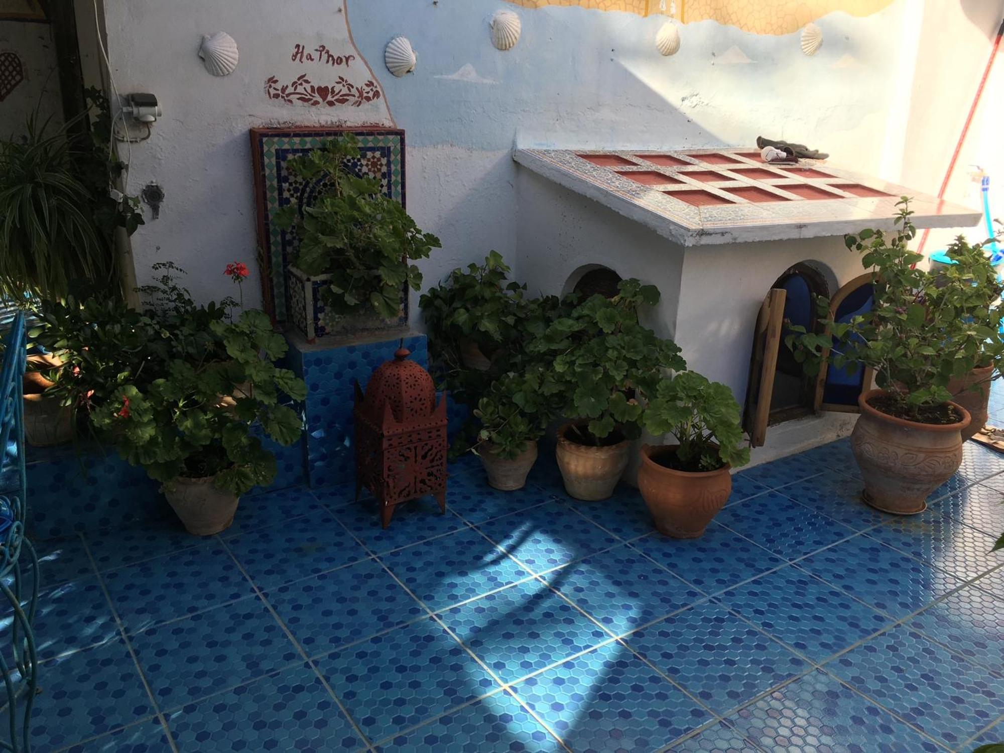 Hathor ,Casa Marroqui Con Dos Terrazas En La Medina Antigua , Ideal Parejas!! Wifi!! Асіла Екстер'єр фото