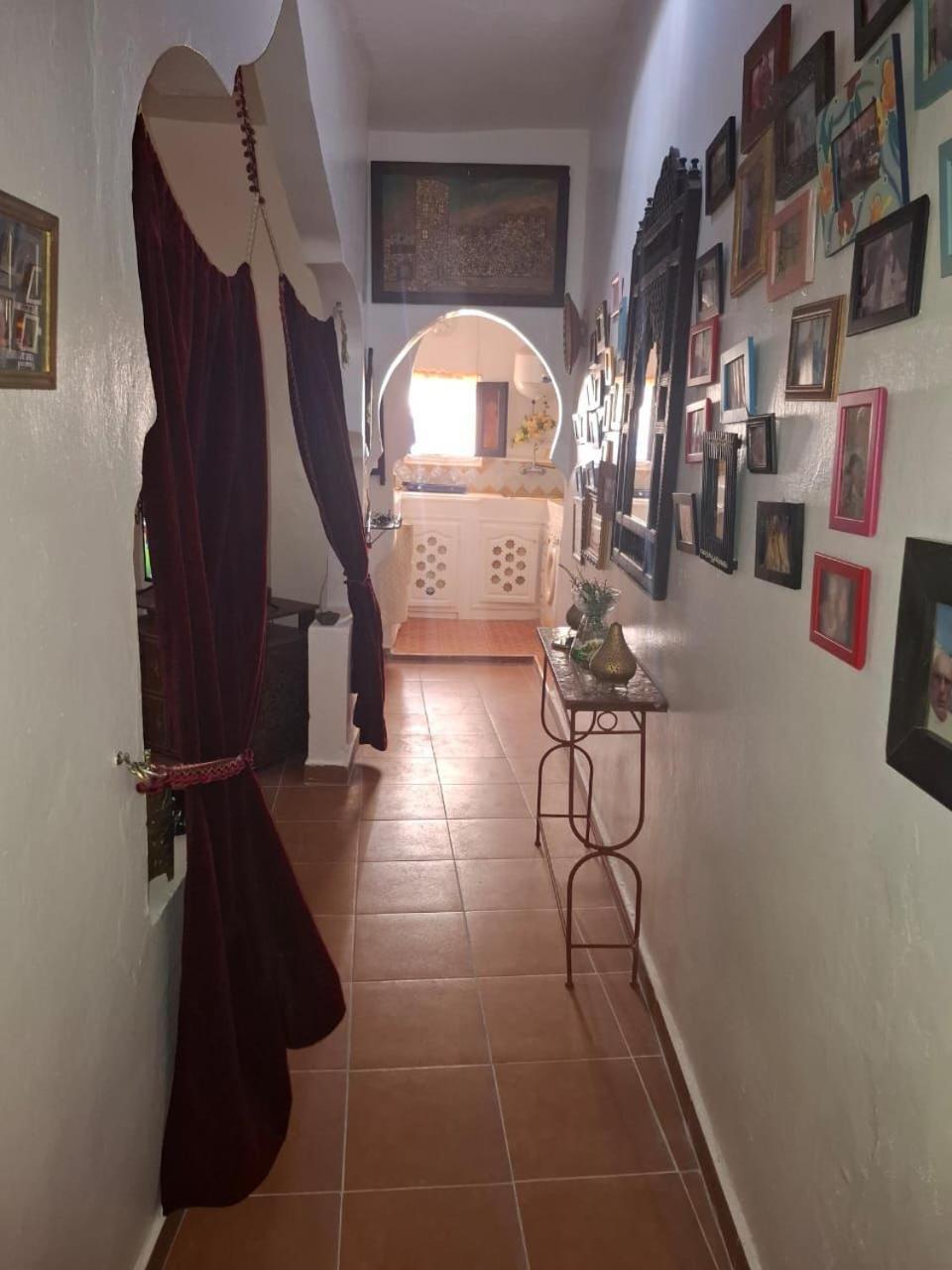 Hathor ,Casa Marroqui Con Dos Terrazas En La Medina Antigua , Ideal Parejas!! Wifi!! Асіла Екстер'єр фото